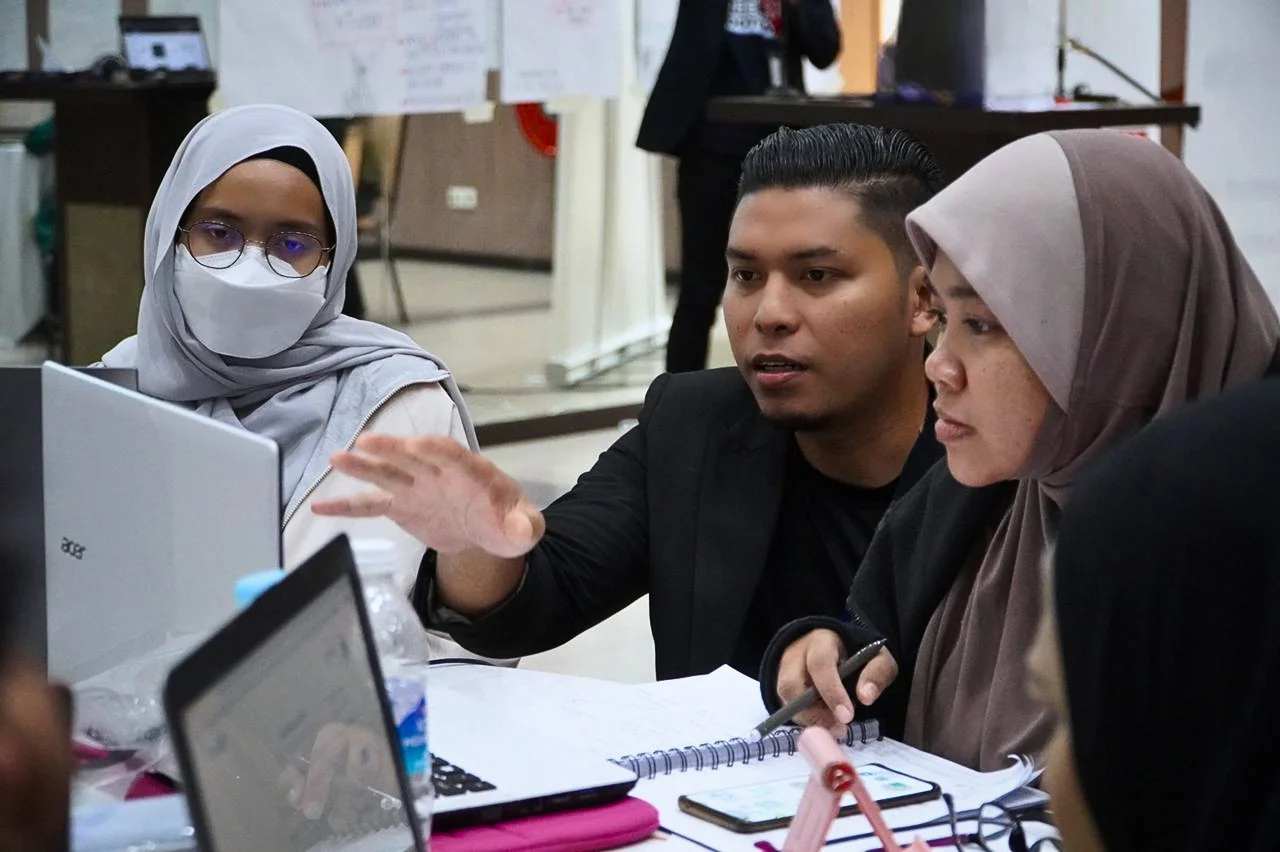 bimbingan pakar industri kelas latihan ai praktikal